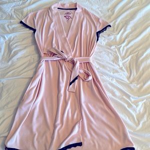 Betsey Johnson Robe